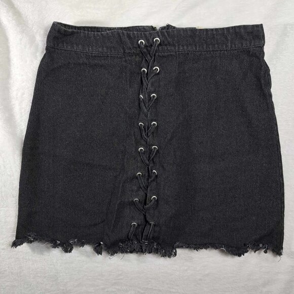 Fantastic Fawn Women's size L Black Wash Jean Mini Skirt Lace‎ Up Frayed Hemline - Picture 1 of 8